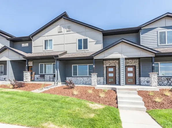 6827 4th Street Rd #5, Greeley, CO 80634