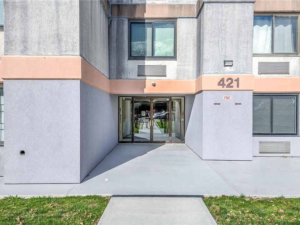 1st image of 421 N Broadway #12