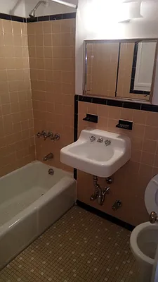 Rented by Manhattan Residential Group | media 15