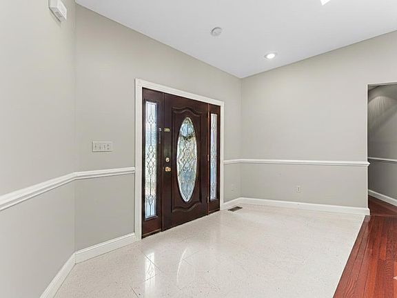 4th image of 309 Nomini Bay Dr