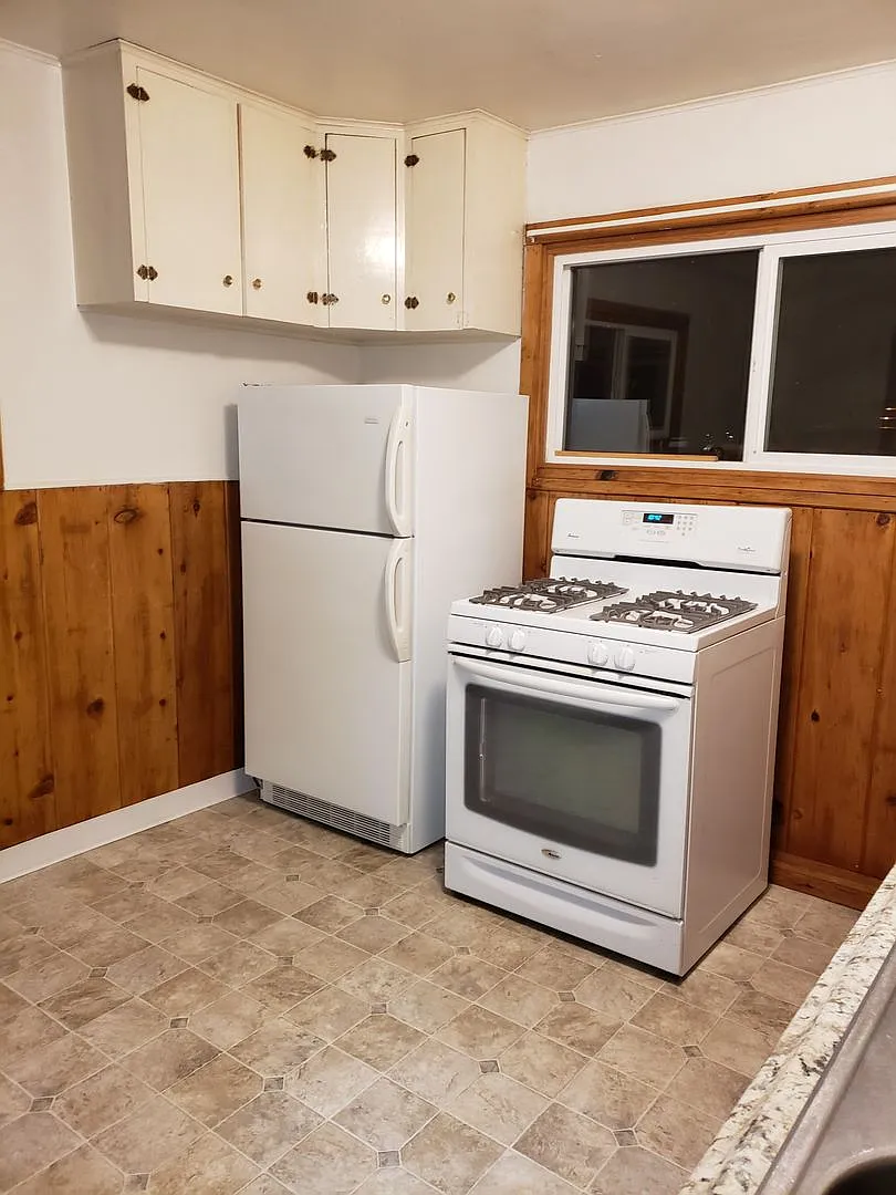 2044 & 2046 Reclamation Duplex — Photo 4
