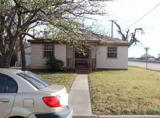 2521 Dean Ln, Fort Worth, TX 76107