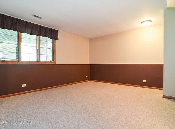 5th image of 932 Ascot Dr #932