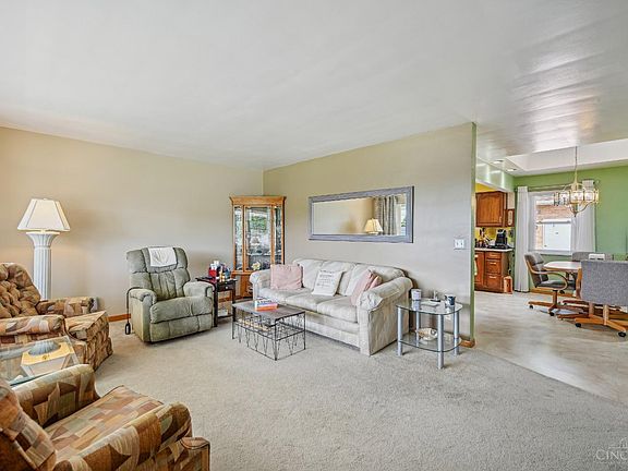 4th image of 5945 Giffindale Dr