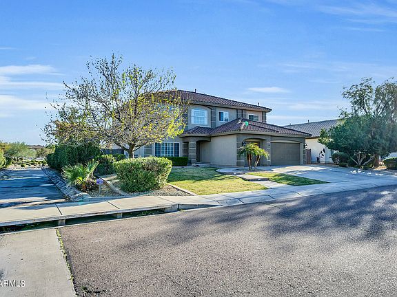 2nd image of 905 E SAN CARLOS Way