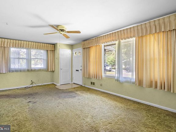 4th image of 1415 Stateside Dr