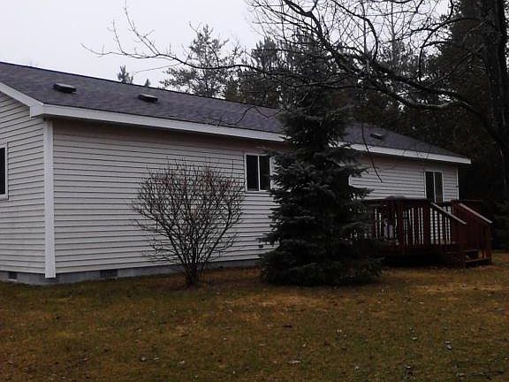 2nd image of 3265 Lake Bluff Dr