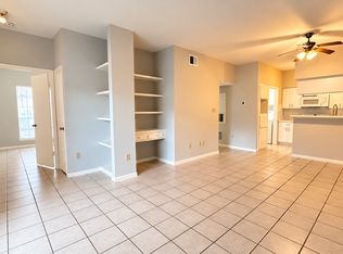 2626 Holly Hall St APT 315, Houston, TX 77054