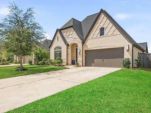 2nd image of 2106 Stargrass Dr