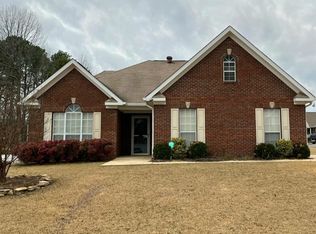 5669 Heather Ln, Birmingham, AL 35235