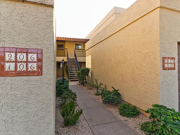 2nd image of 8315 N 21st Dr #G206