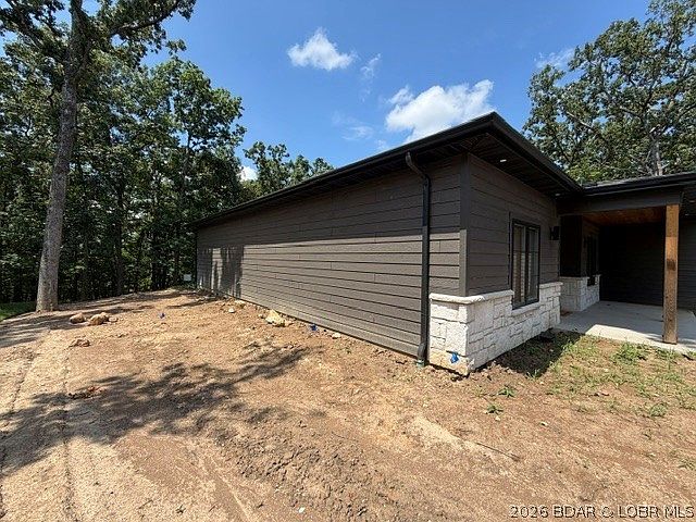 2nd image of 781 Grand Point Blvd