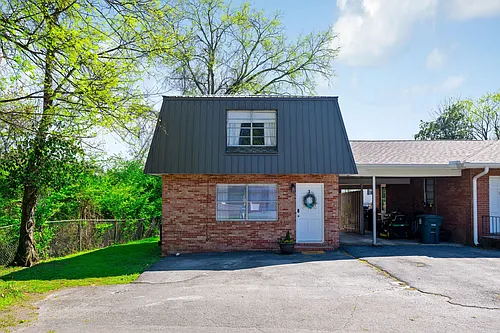 1002 Ogrady Dr #3 Photo 1