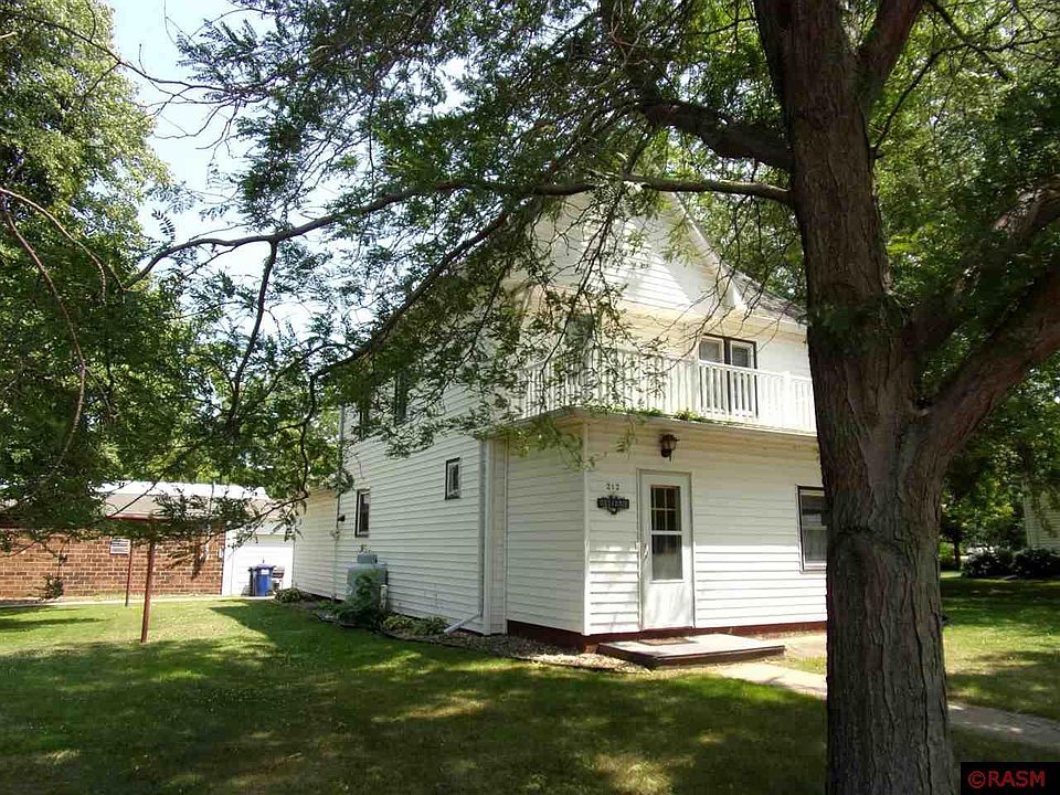 212 Field St N, Comfrey, MN 56019 Zillow