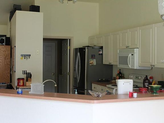 3rd image of 229 Towering Pines Dr