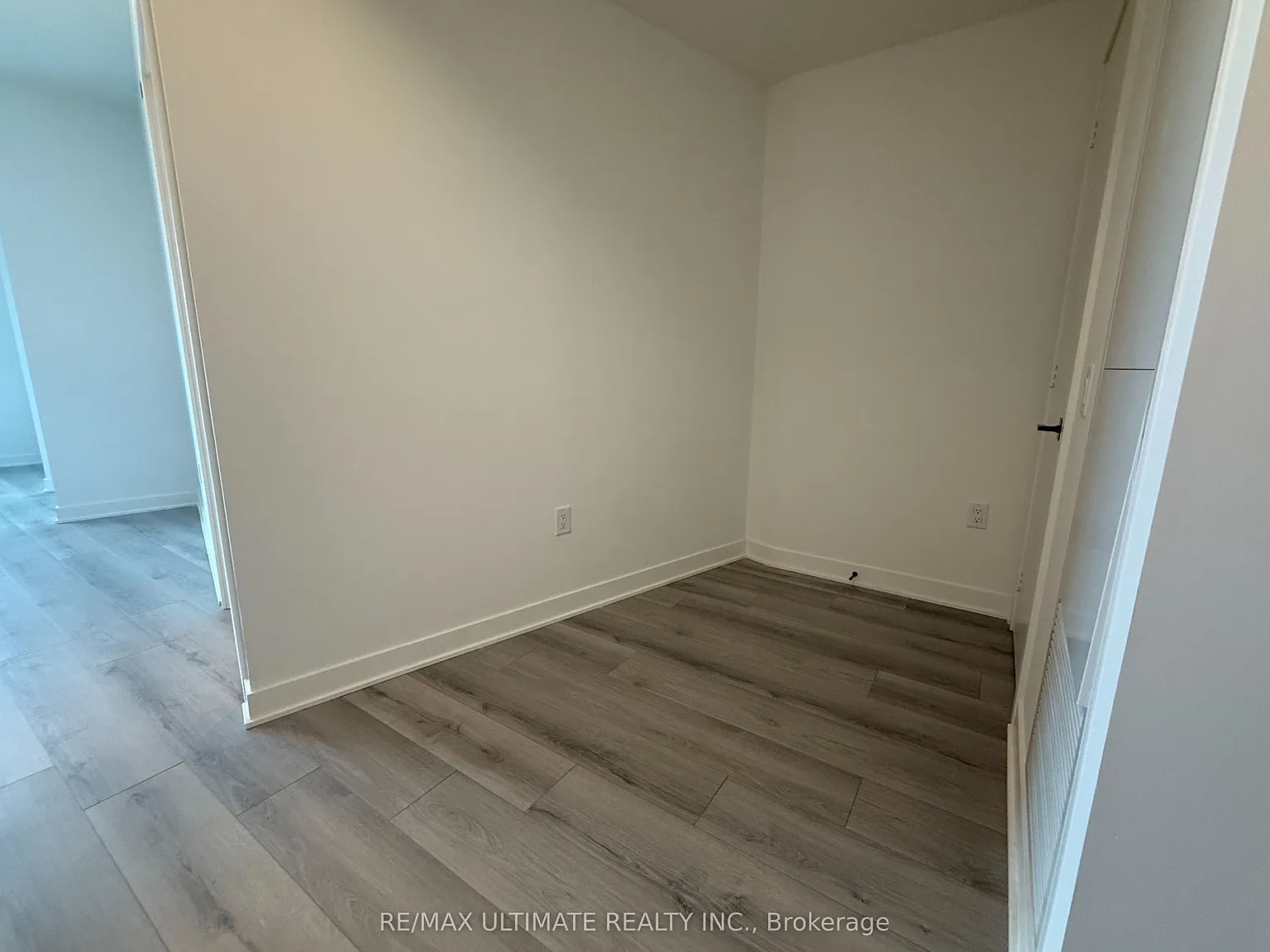 3 bed, $3,200 — Photo 3