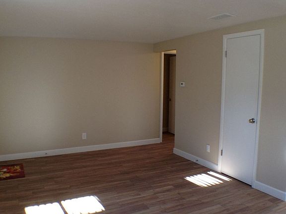 3rd image of 2684 S Grant St