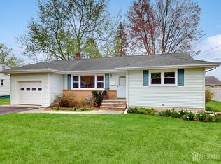 190 S Moetz Dr, Milltown, NJ 08850