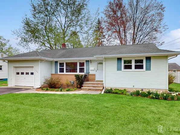 190 S Moetz Dr, Milltown, NJ 08850