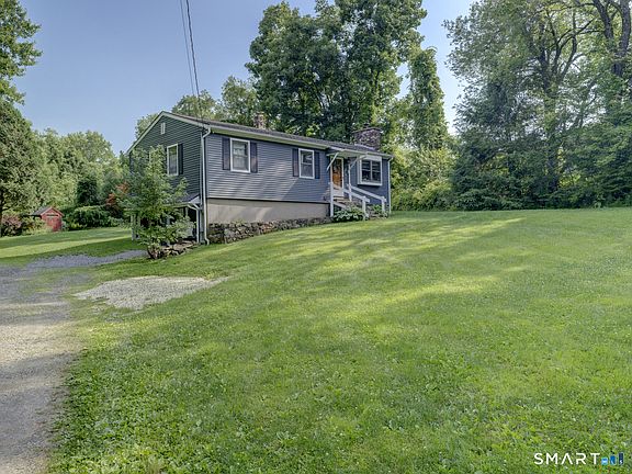 2nd image of 112 Slab Meadow Road