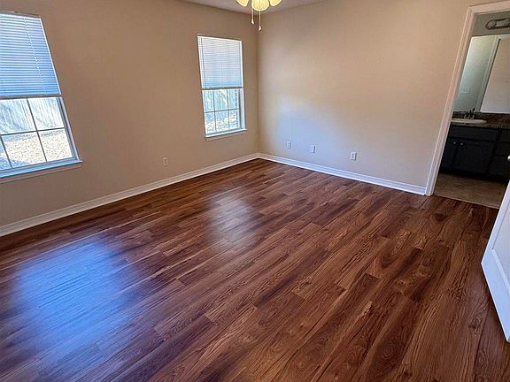 5th image of 8940 Longmont Way