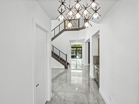 5th image of 9006 Dulcetto Ct