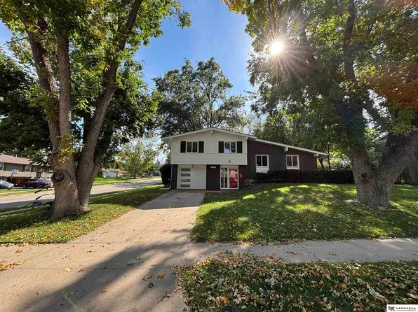 13569 Shirley St, Omaha, NE 68144