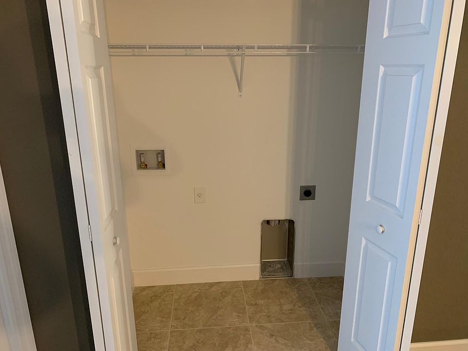 1st image of 1530 Gretchen Ave S