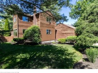 15 Whaleboat Rd, Portland, ME 04103
