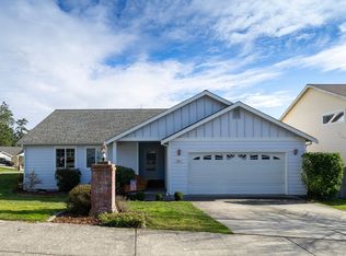 1667 NW Almond Loop, Oak Harbor, WA 98277
