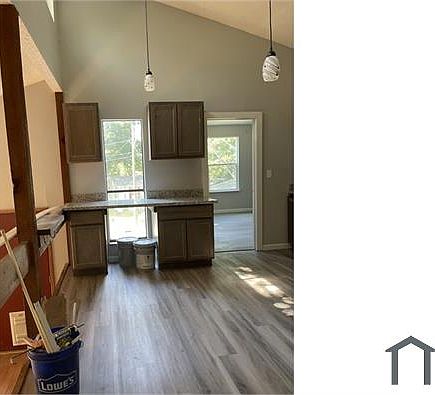 5th image of 3211 Keller St