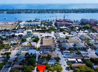 2007 Beautiful Ave, West Palm Beach, FL 33407