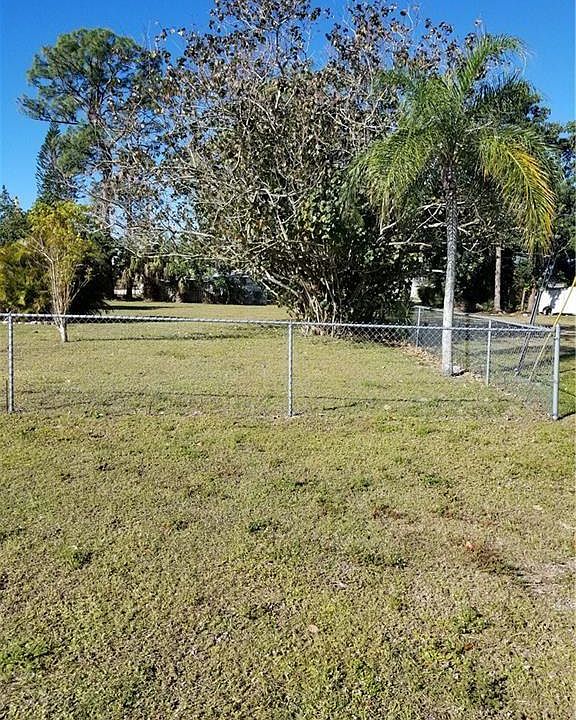 1st image of 27358 Pullen Ave