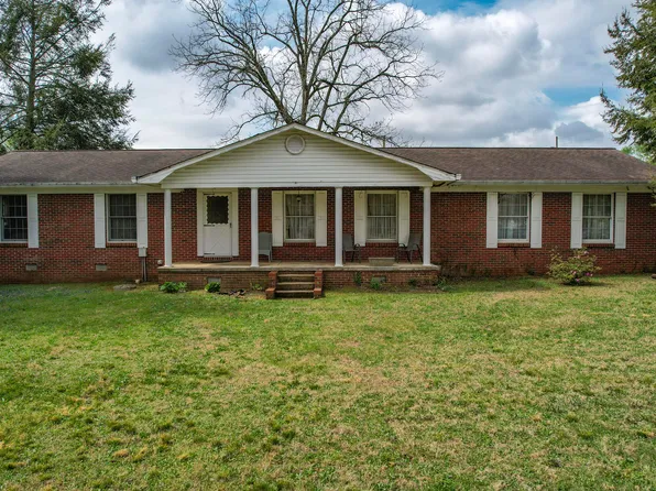 313 Bryson St, Athens, TN 37303