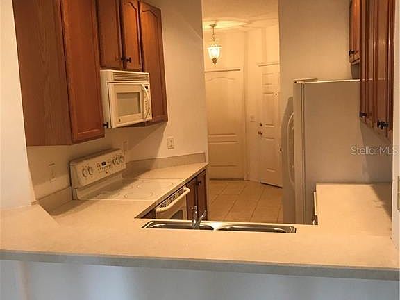 5th image of 10959 Savannah Wood Dr #161