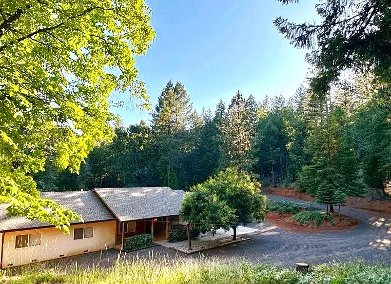16090 Wagon Rd photo 1