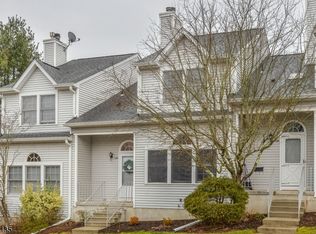415 Chapman Ct, Hackettstown, NJ 07840