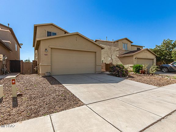 2nd image of 1041 W Sea Star Dr