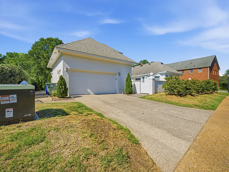 1423 N Veaux Loop — Photo 42