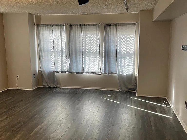 37 Bridgewater Dr #37 — Photo 2
