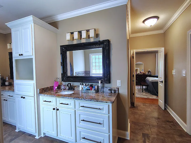 51 S Kingsmill — Photo 16