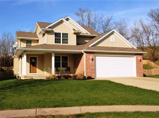 13 Buffalo Ct, Le Claire, IA 52753