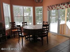 5th image of 84 Richmond Hill Dr