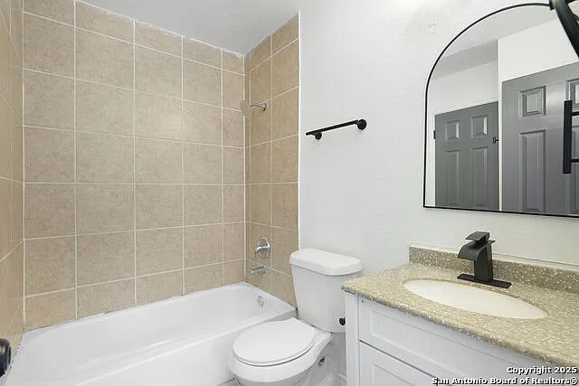 7923 Santa Catalina — Photo 9