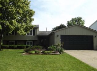 4308 Oakengates Dr, Ypsilanti, MI 48197