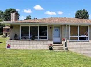 1017 Ohio Ave, Jeannette, PA 15644