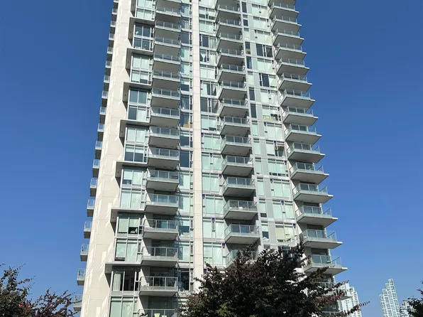6538 Nelson Ave #1907, Burnaby, BC V5H 0G5