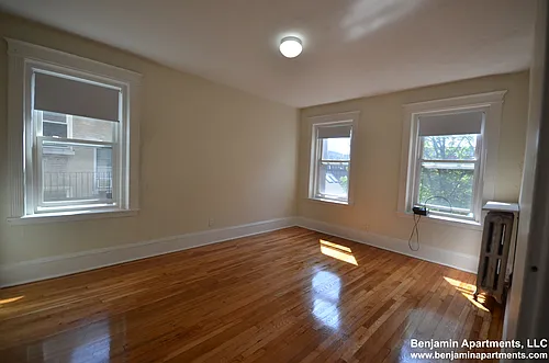 1330 Commonwealth Ave Photo 1