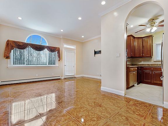 3rd image of 72-21 Hillmeyer Ave #1