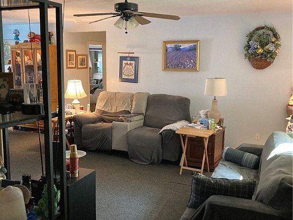 4th image of 1407 Alwynne Dr